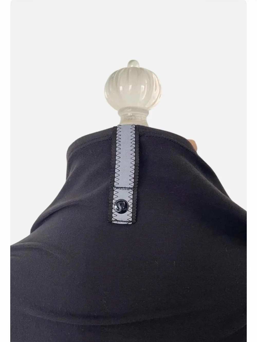Lululemon Vinyasa Black Women's Scarf with Snap Detail